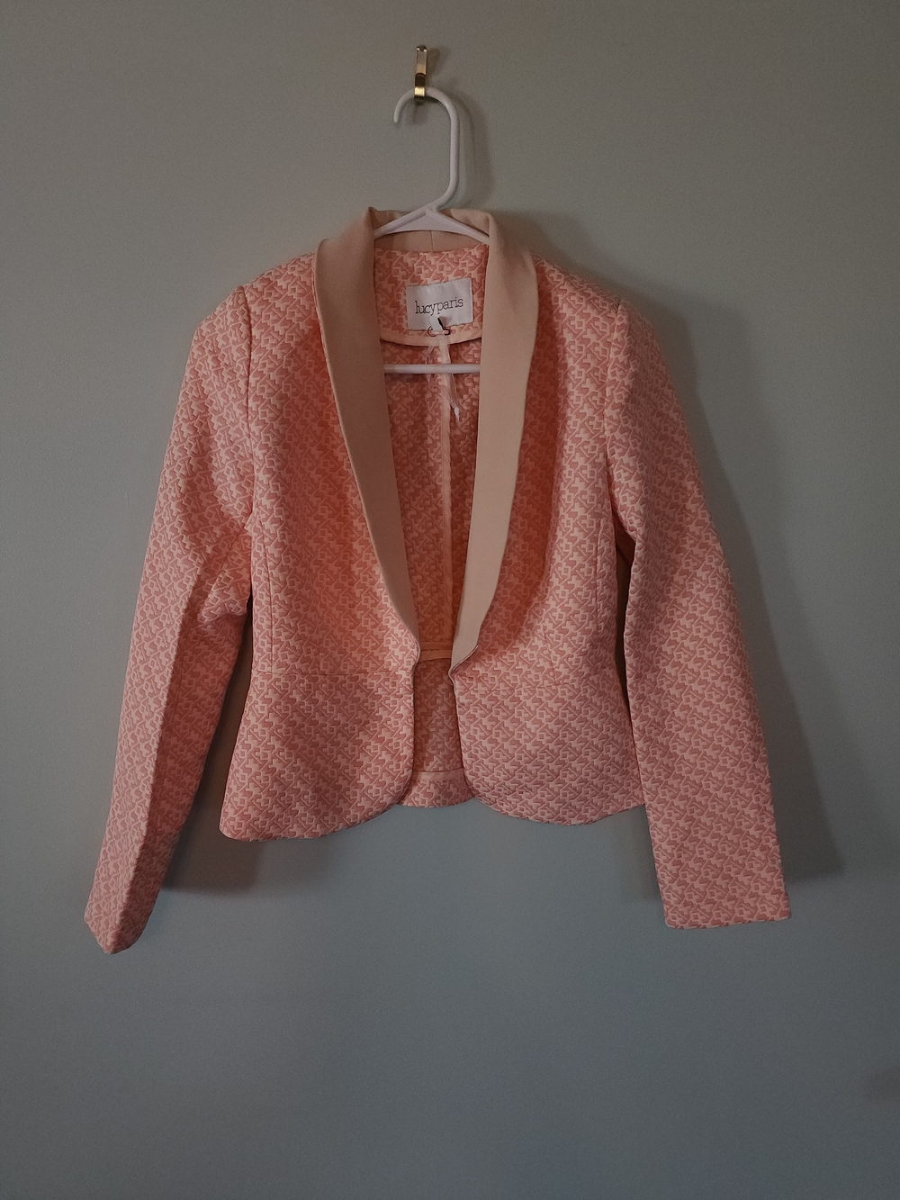 Lucy Paris Peach Textured Open-Front Blazer with Contrasting Shawl Collar